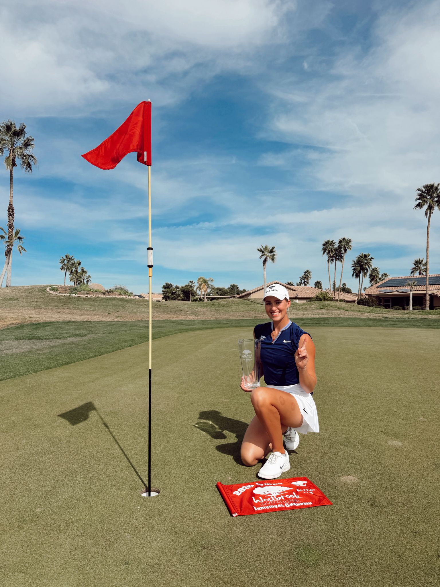 Noa van Beek, golf portrait on the course